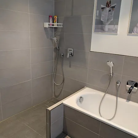 Moderne & Moeblierte 60qm Appartement *