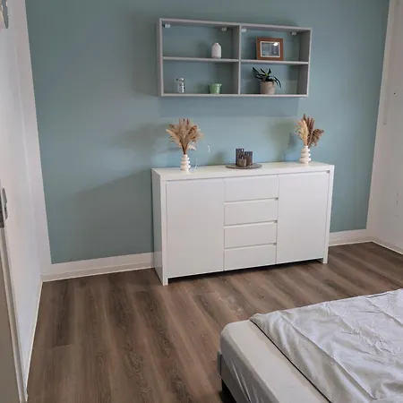 Appartement Moderne & Moeblierte 60qm Karlsdorf-Neuthard